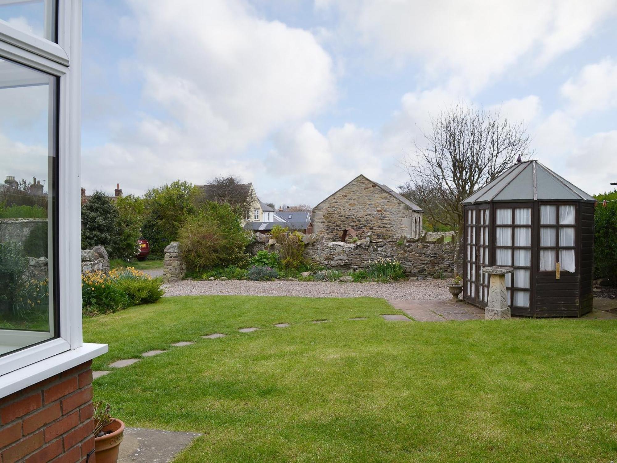 The Old Parish Hall Seahouses Exteriör bild