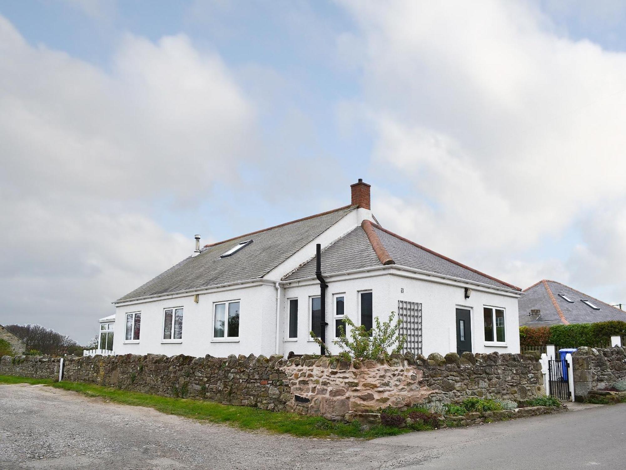 The Old Parish Hall Seahouses Exteriör bild
